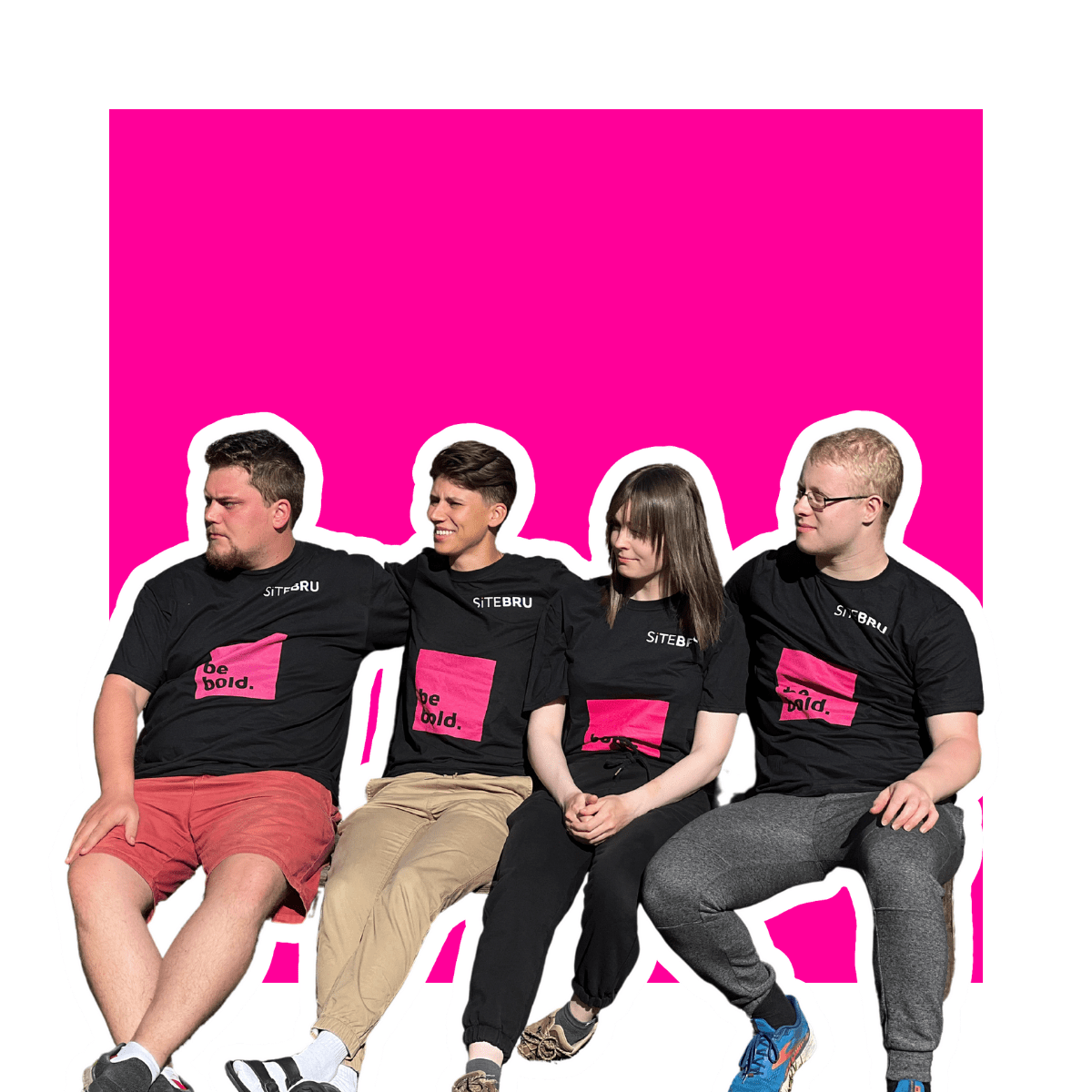 SiTEBRU Team on bench